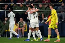 中国乒乓球队在关键战中被法国新星勒布伦逆转，展现技术与心理博弈，国乒面临严峻挑战。