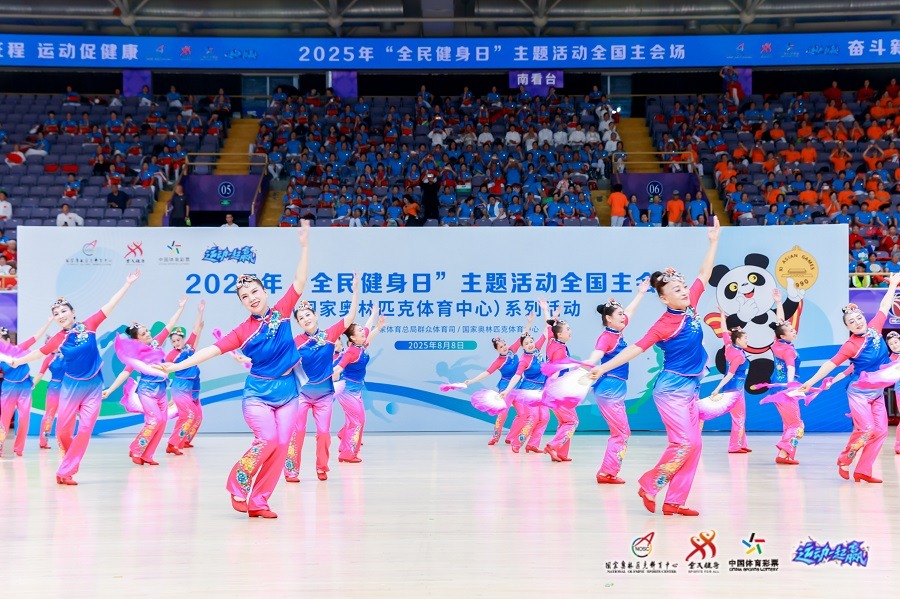 历史得分榜前十现役占三席：詹姆斯第一&KD第八&哈登第十